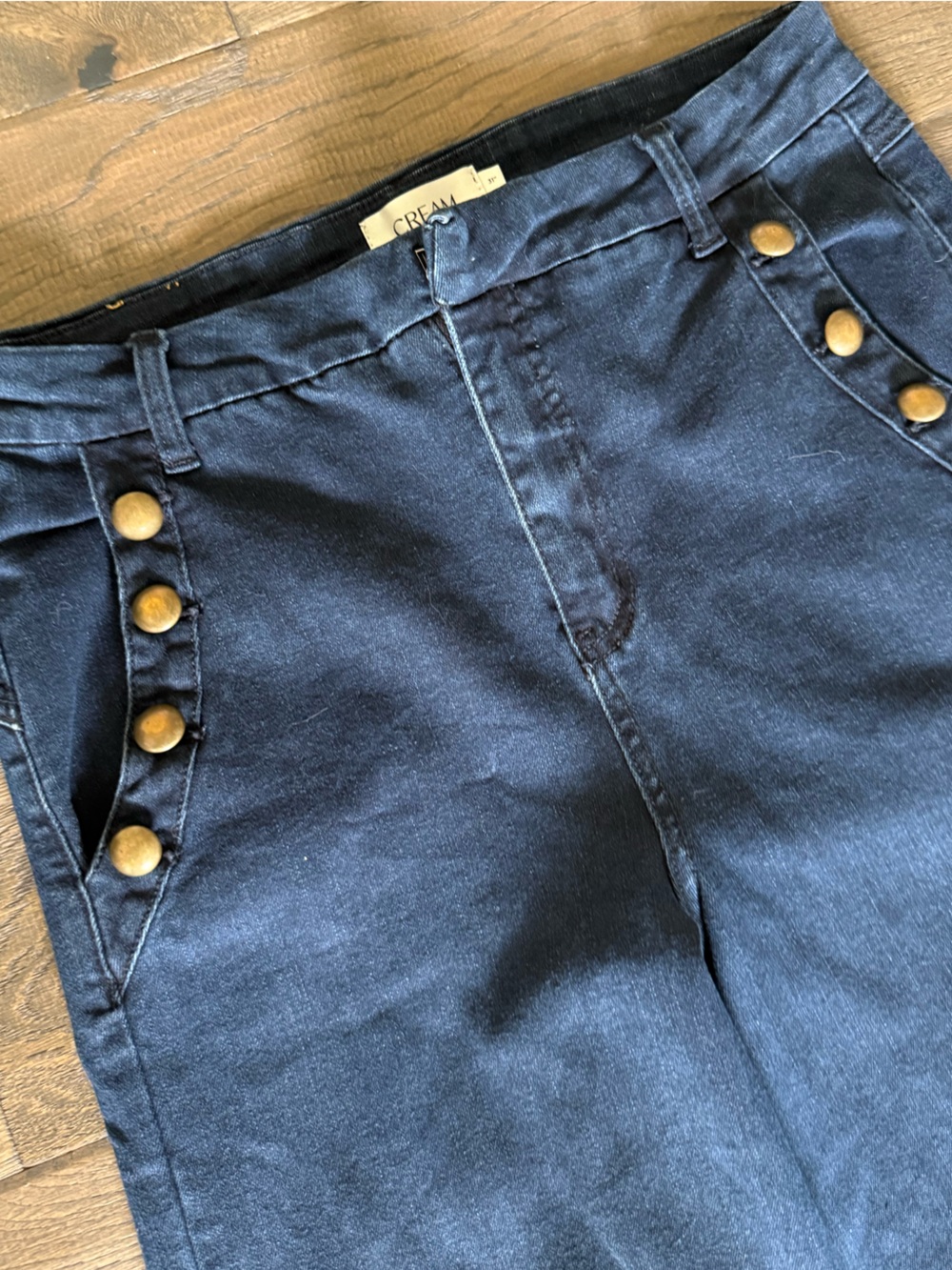 Cream Wide-Leg Dark Blue Jeans with Button Detail - Women - Picture 4 of 10